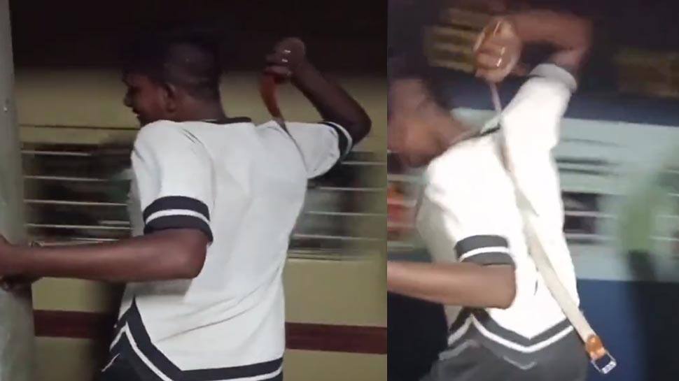 Viral Shocking Video: Man Attacks Train Passengers With Belt, Raises Safety Concerns, Watch