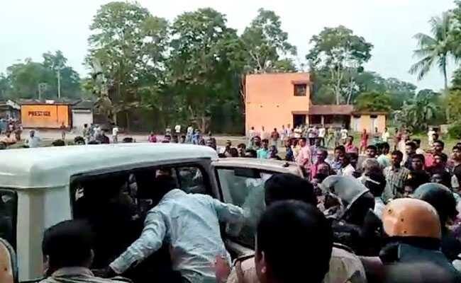 Around 18 people dead in West Bengal Panchayat Election Violence,says sources | Zee News