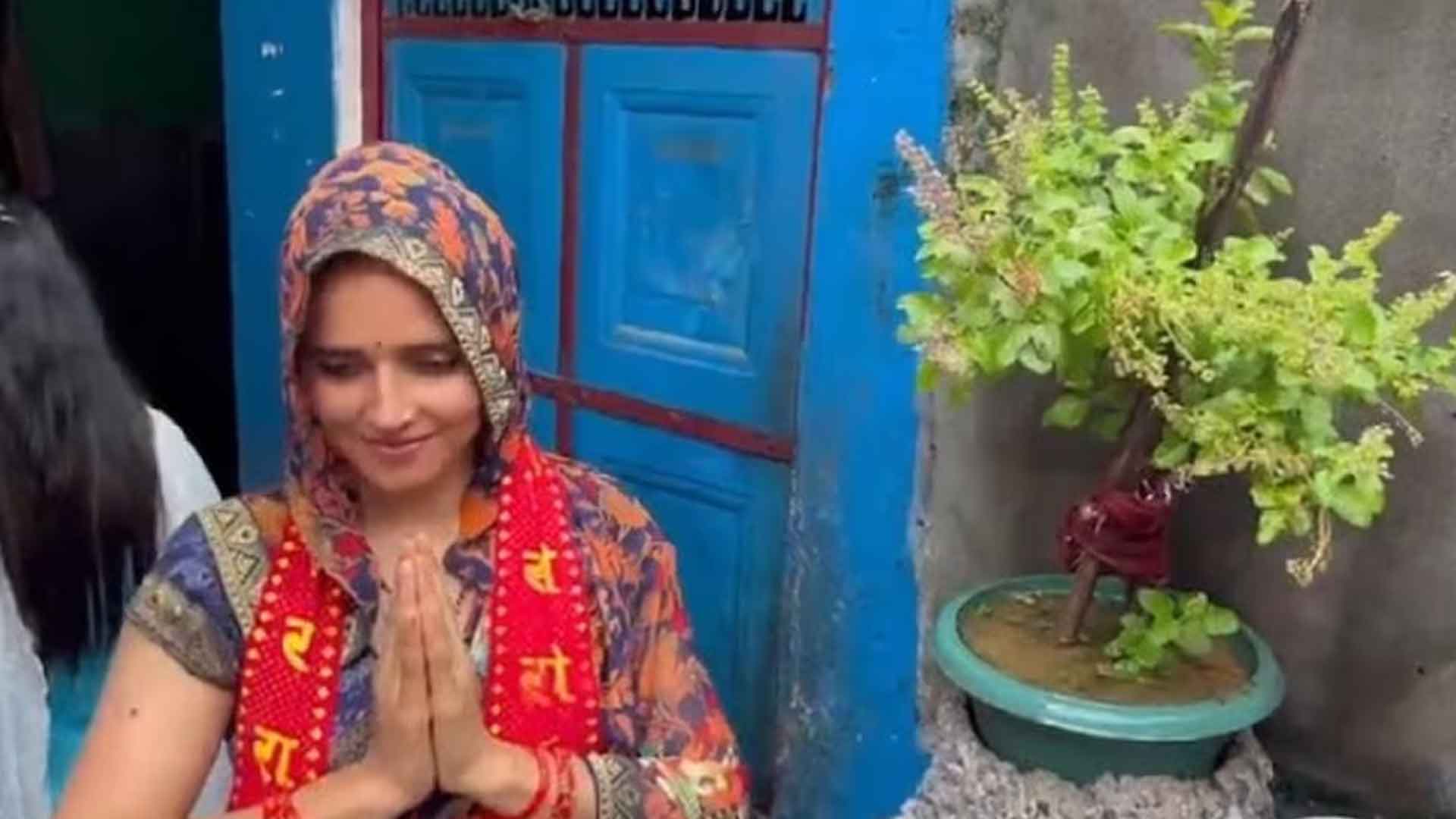 Pakistani Bhabhi Seema Haider Who Fell In Love With Noida Man On Pubg Quits Chicken Biryani