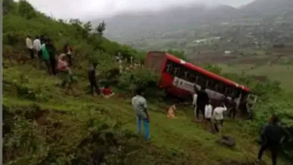 1 Dead, 19 Hurt As Bus Fall Into Gorge In Maharashtra’s Nashik