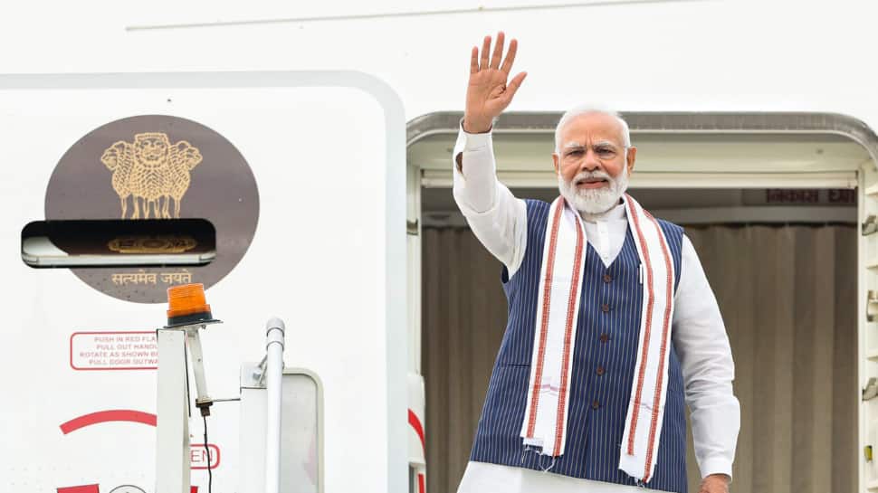 PM Modi Emplanes For Paris, Says &#039;Time To Discuss India-France Relationship Over Next 25 Years&#039;