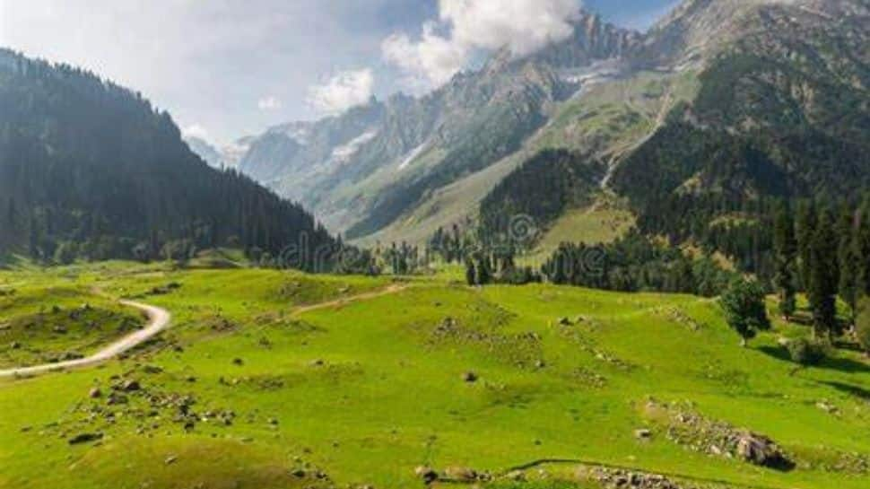 Kashmir: Don’t Miss These 4 Destinations