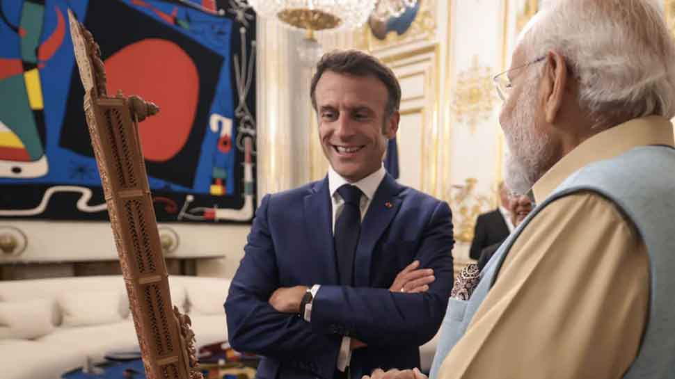 Sandalwood Sitar For Macron, Pochampally Silk For His Wife: PM Modi&#039;s Gift To French President