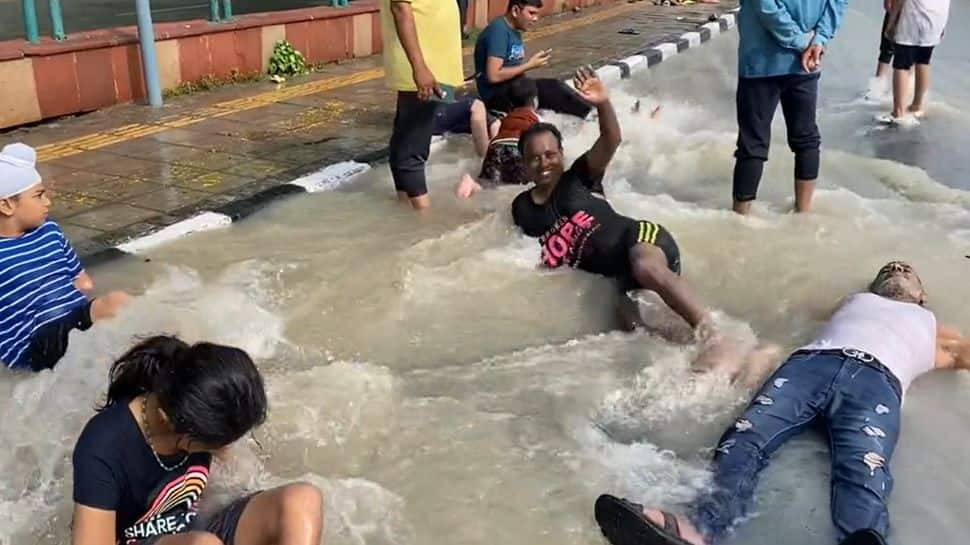 Watch: Delhiites Enjoy On Roads Flooded With Sewage Water, Viral Video Divides Internet