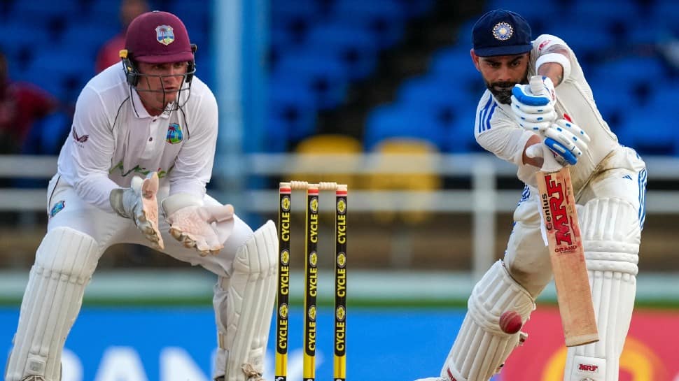 Former India captain Virat Kohli has become fifth highest run-getter ever in international cricket. Kohli is batting on 87 and has 25,548 runs in 500 international matches. (Photo: AP)