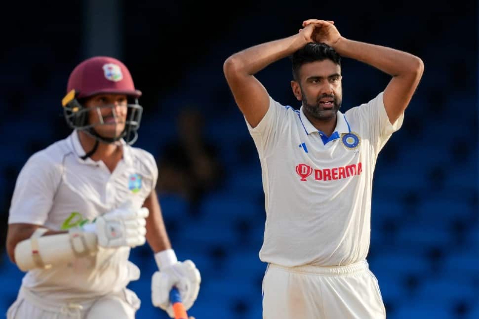 Off-spinner Ravichandran Ashwin picked up his 712th wicket in international cricket, going past Harbhajan Singh's tally of 711 wickets. Ashwin is now 2nd highest wickettaker for India behind Anil Kumble, who has 956 wickets. (Photo: AP)