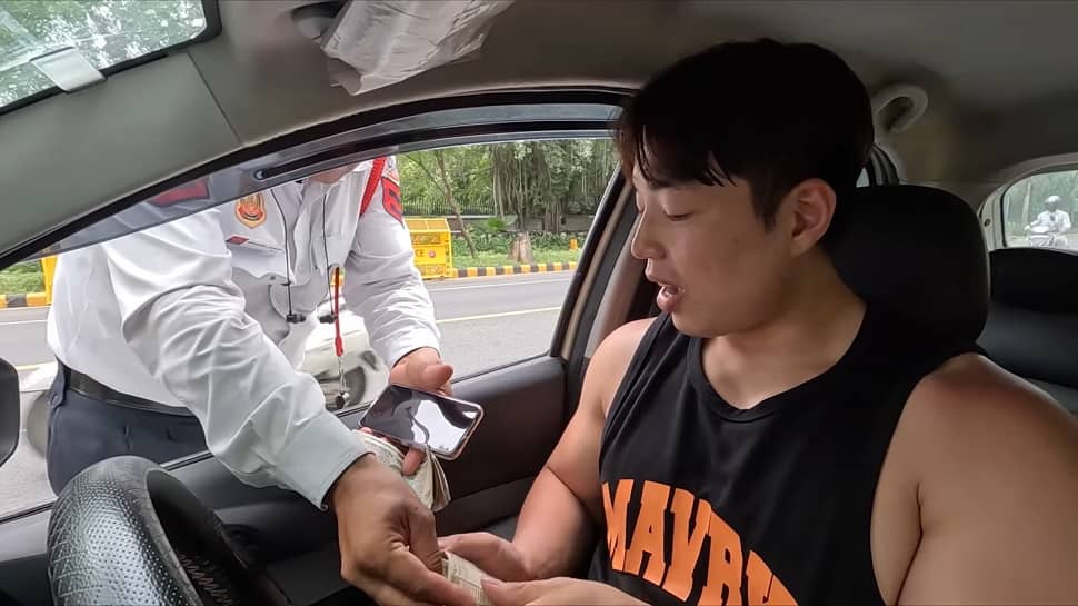 Watch: Delhi Traffic Cop Takes Rs 5,000 From Korean Without Issuing Receipt; Suspended
