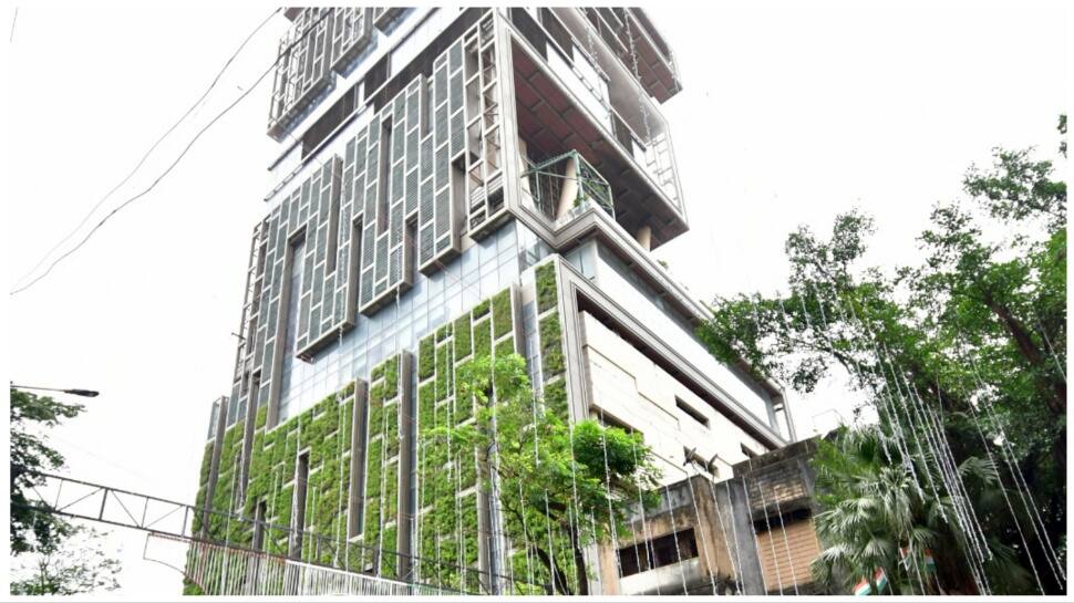 Antilia Bomb Scare Case: SC Extends Interim Bail Granted To Ex-Cop Pradeep Sharma