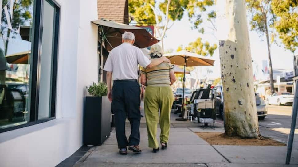 What Is &#039;Duck Walk&#039; In Old Age? Expert  Shares Tips On Maintaining Normal Mobility