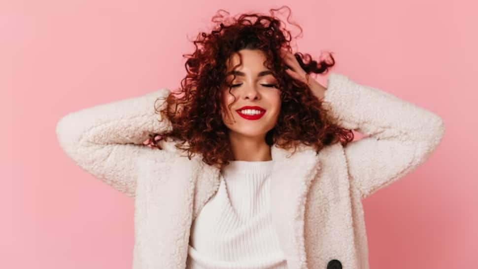 Monsoon Hair Care Essentials: 4 Homemade Masks For Frizz-Free Hair, Experts Share Tips For Healthy And Hydrated Tresses