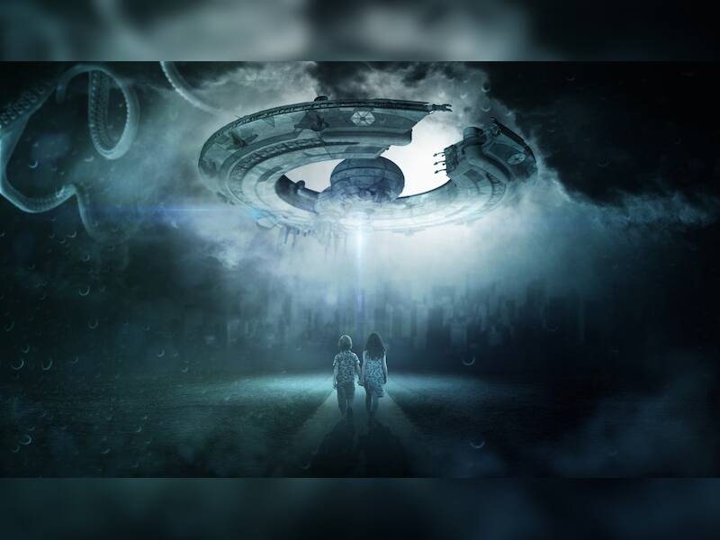 Aliens On Earth? Former US Official Reveals Top Secrets Buried For ...