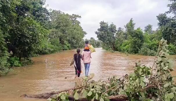 Godavari Crosses Danger Mark Amid Heavy Rainfall In Telangana
