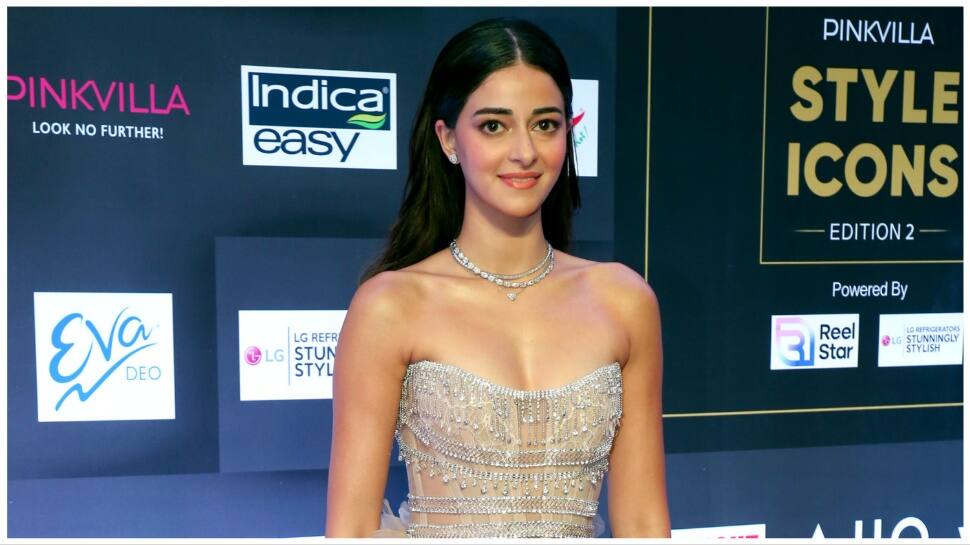 India Couture Week 2023: Actor Ananya Panday Dazzles In Gold - Watch Video