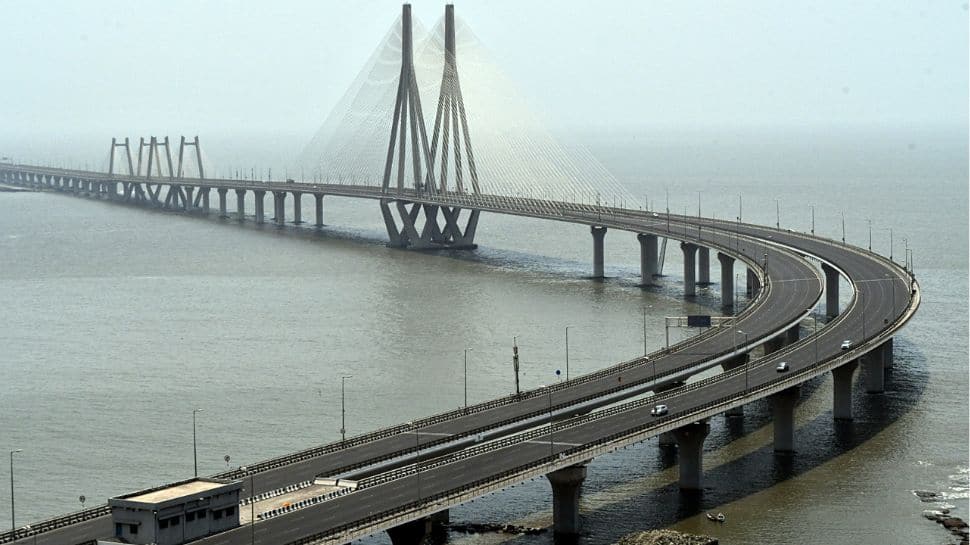 Mumbai Man Jumps From Bandra-Worli Sea Link; Search On To Trace Him