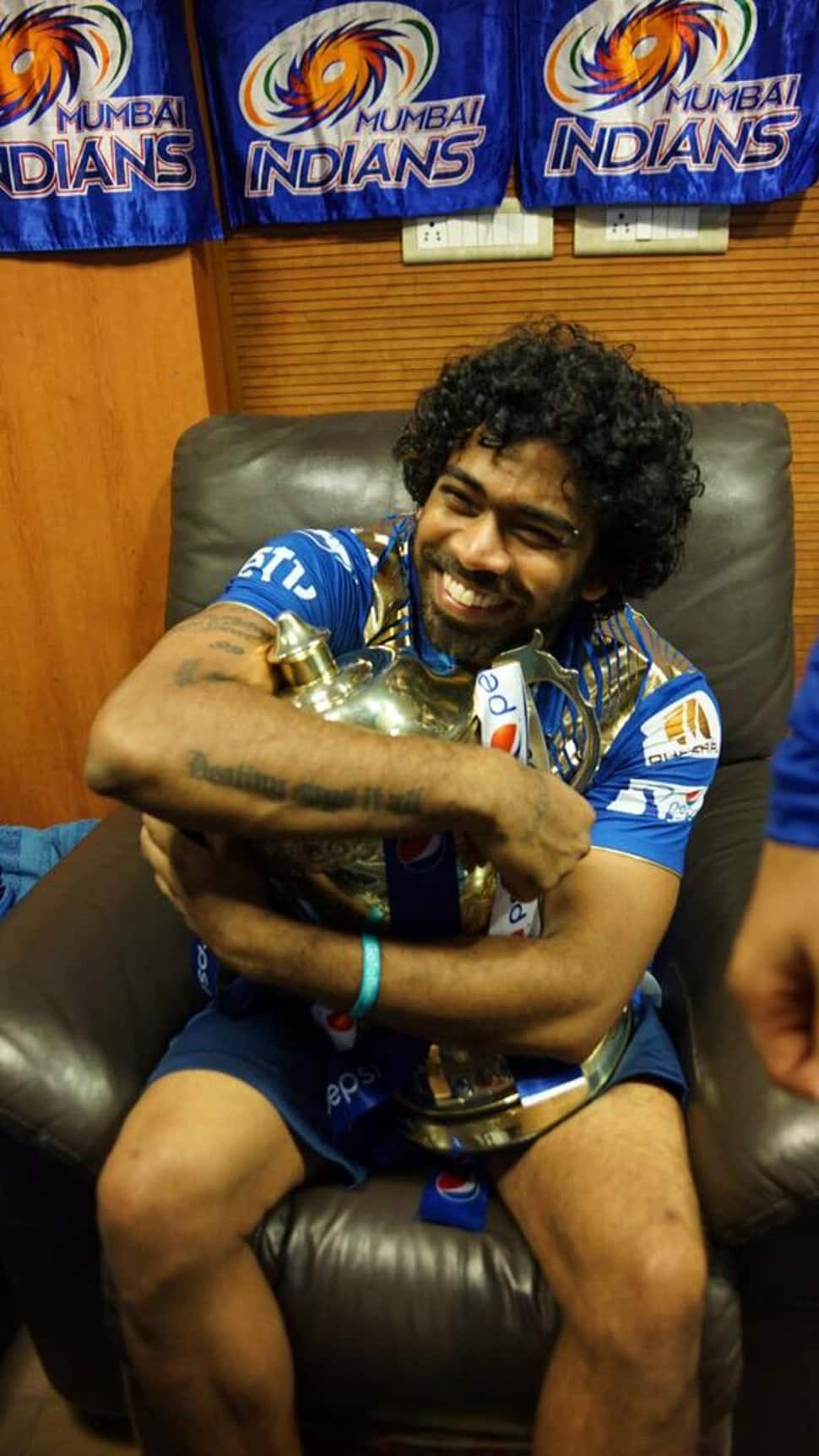 Former Sri Lanka pacer Lasith Malinga and currently Rajasthan Royals and MI New York bowling coach has won 9 T20 titles. Malinga won 2013, 2015, 2017 and 2019 IPL titles with Mumbai Indians, Champions League T20 and has led the Sri Lankan team to a World T20 trophy. (Source: Twitter)