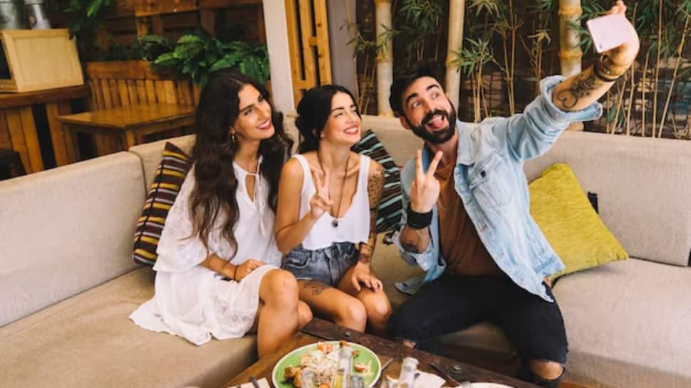Friendship Day 2023: 5 Unique Ways To Enjoy A Quiet, Cosy Weekend With Your Friends