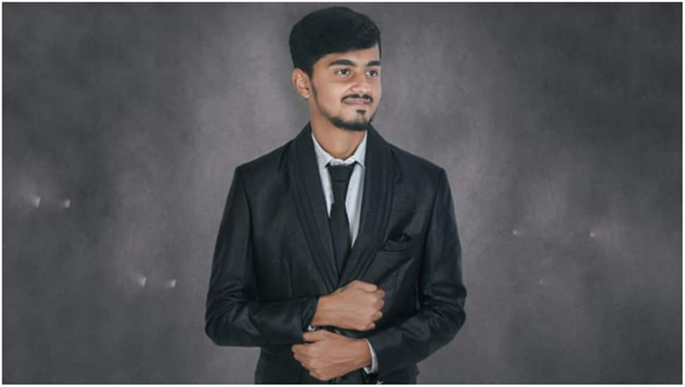 Rushabh Kothari Success Story: This Gujarati Entrepreneur Clubbed Digital Creation With City Exploration To Become Successful