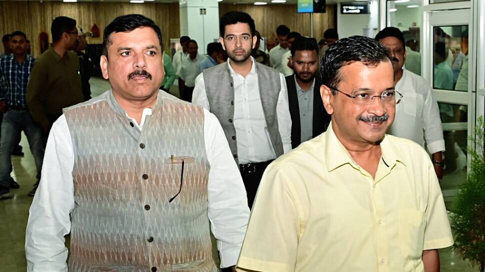 Gujarat HC Refuses To Stay Defamation Proceedings Against Kejriwal, Sanjay Singh In PM’s Degree Case