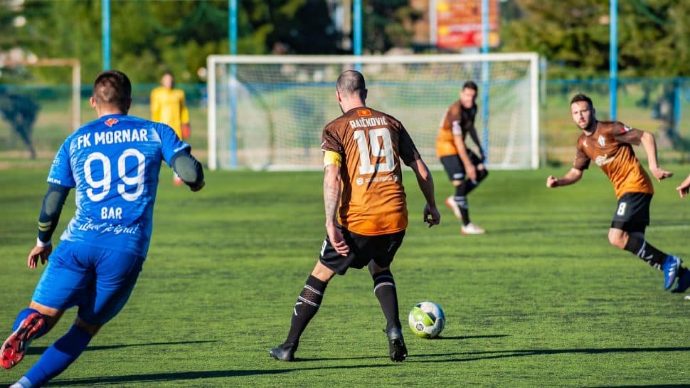 People With History Of Playing Football Have Increased Risk For Parkinson&#039;s Disease: Study