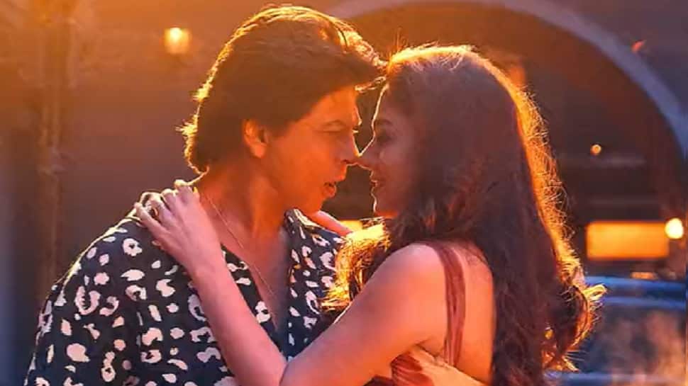 Jawan Song &#039;Chaleya&#039;: Shah Rukh Khan Is Back With His Romantic Charm Along With Nayanthara - Watch