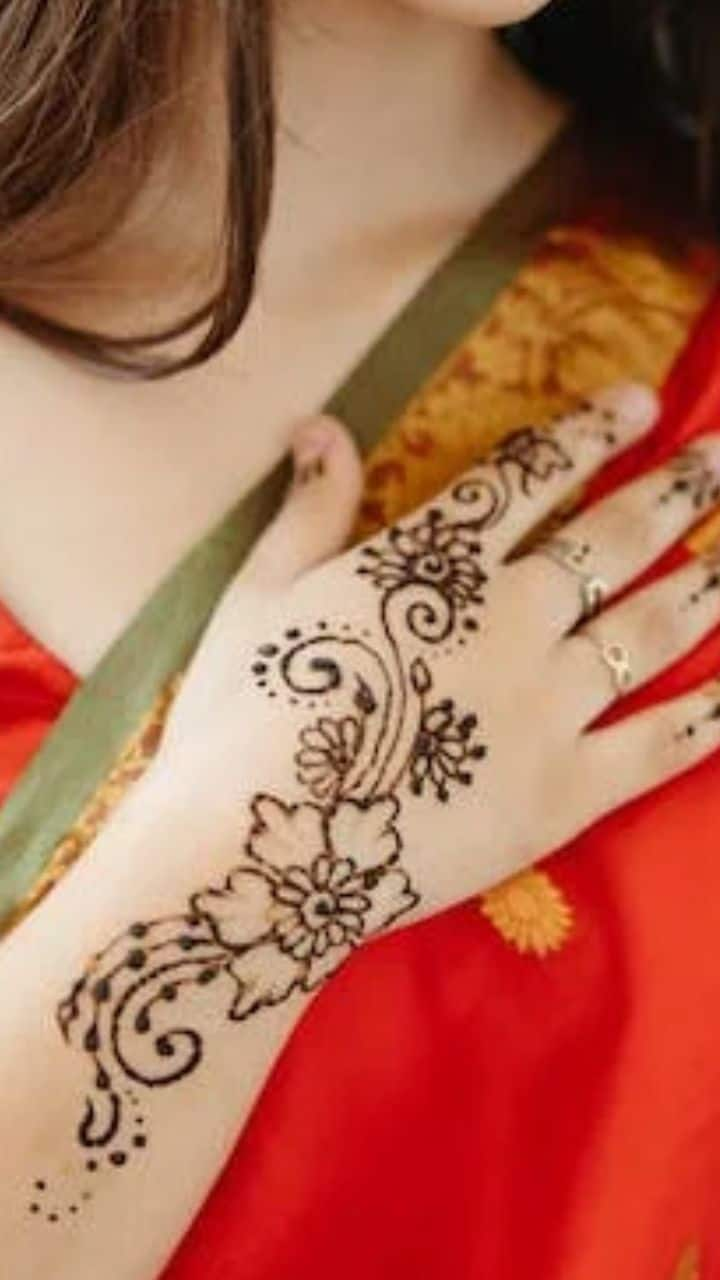 Simple Mehndi Trick - Unique Mehndi Design for Hands - आसान सी मेहँदी लगाएं  किसी भी शादी, … | Simple mehndi designs, Mehndi designs for hands, Unique  mehndi designs