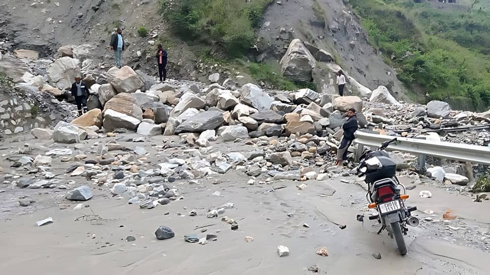 Uttarakhand: Rishikesh-Badrinath Blocked Due To Landslide In Tehri Garhwal