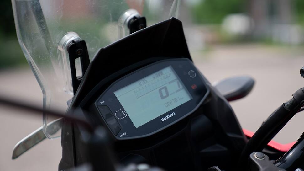 Suzuki V-Strom SX 250 Instrument Console