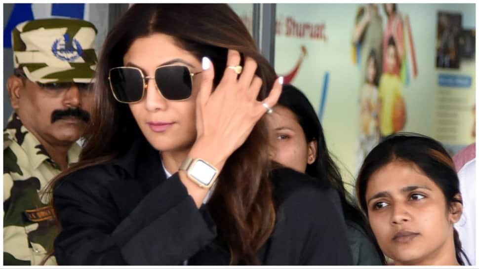 Shilpa Shetty Kundra Soars Temperatures In Yellow Outfit, Poses Happily For Paps - Watch Video 