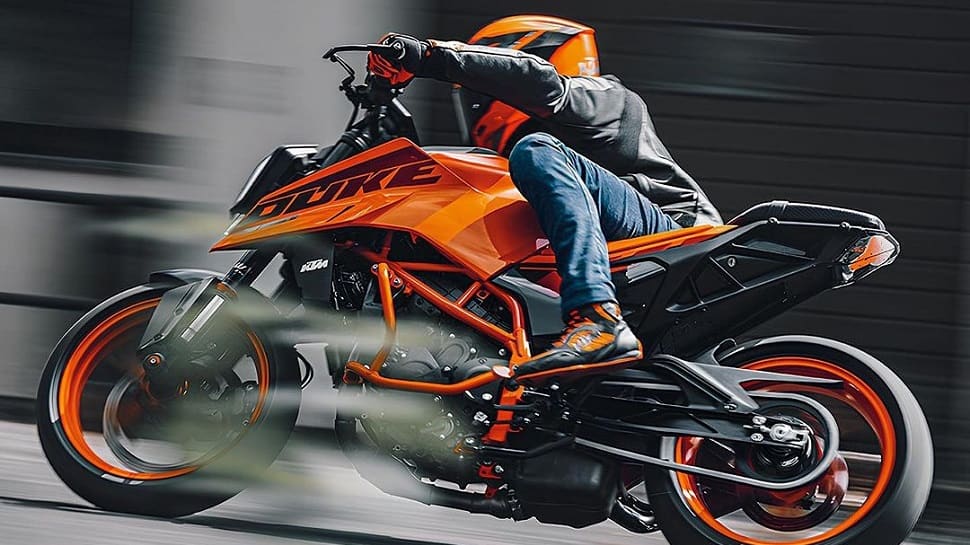 2023 KTM Duke 390 Performance