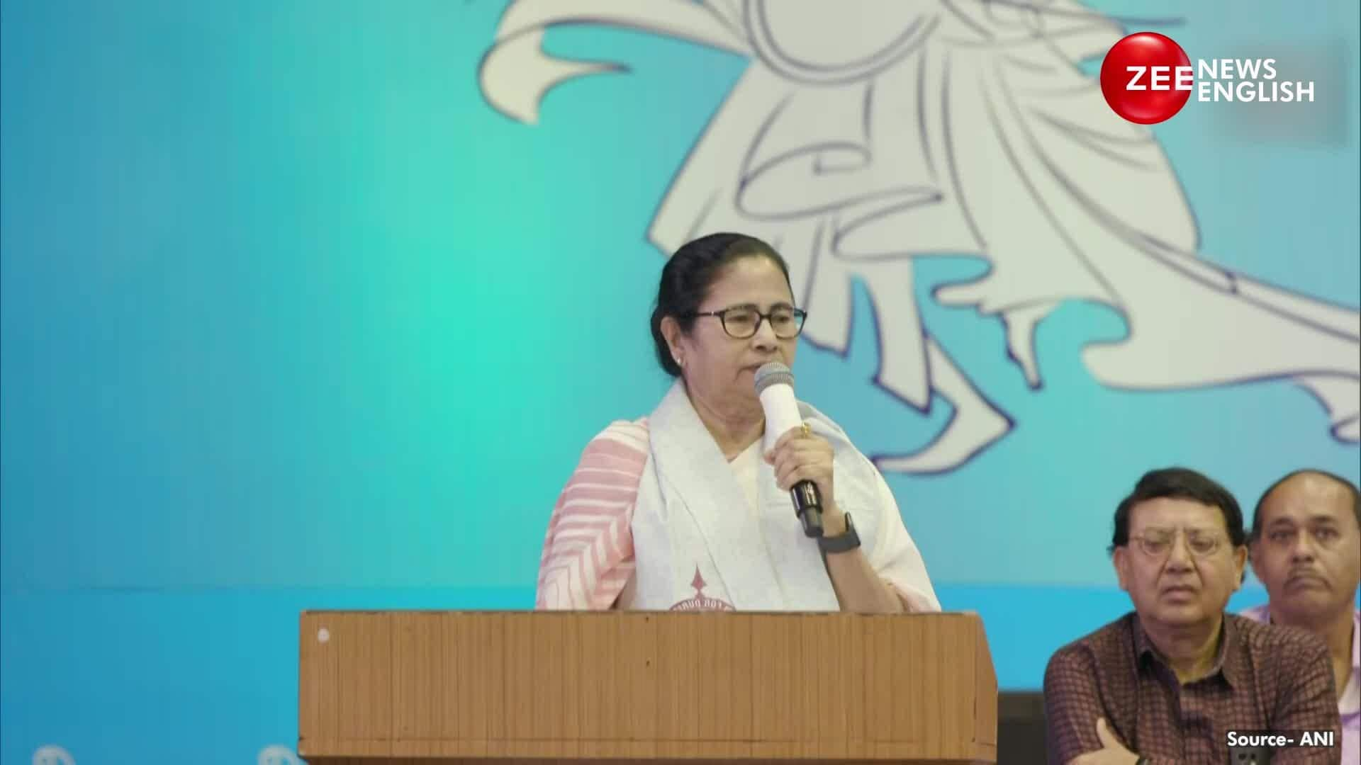 WB CM Banerjee holds meeting with Durga Puja organisers, targets PM ...