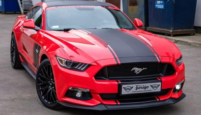 Ford Mustang GT: 