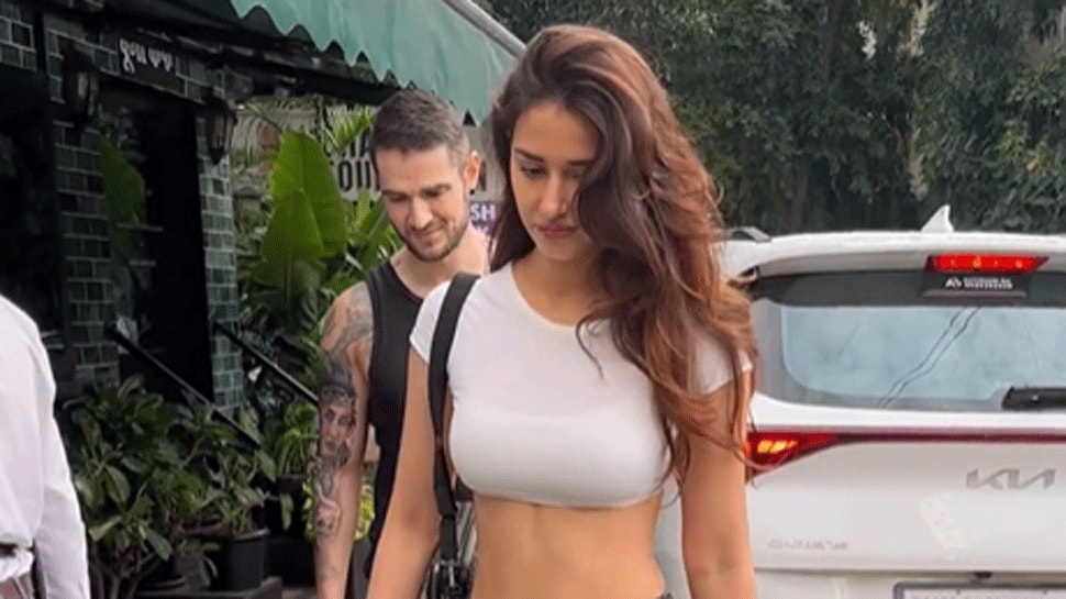 Disha Patani, Rumoured Serbian Boyfriend Alexander Visit Mumbai Cafe, Leave Together In Same Car