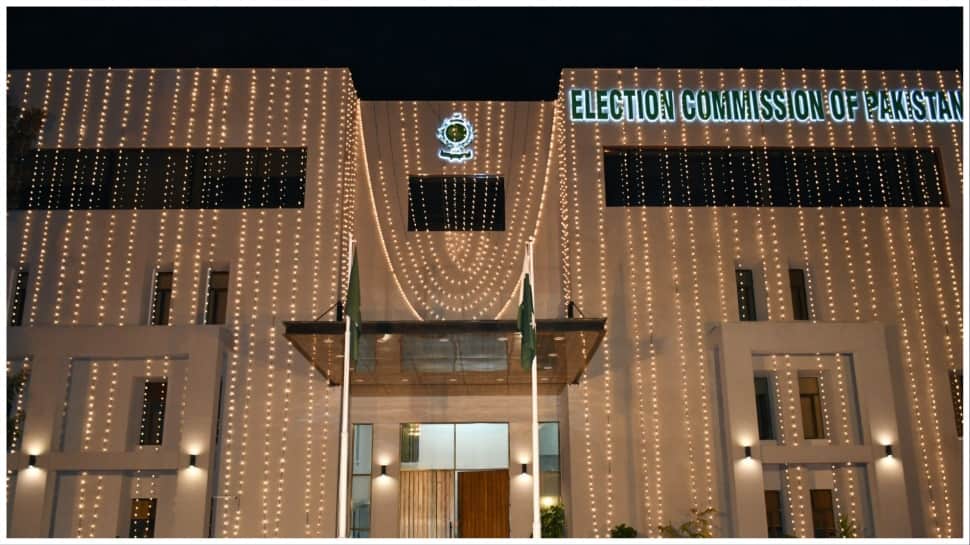 Commission électorale du Pakistan suscite l’espoir d’élections en février |  Nouvelles du monde