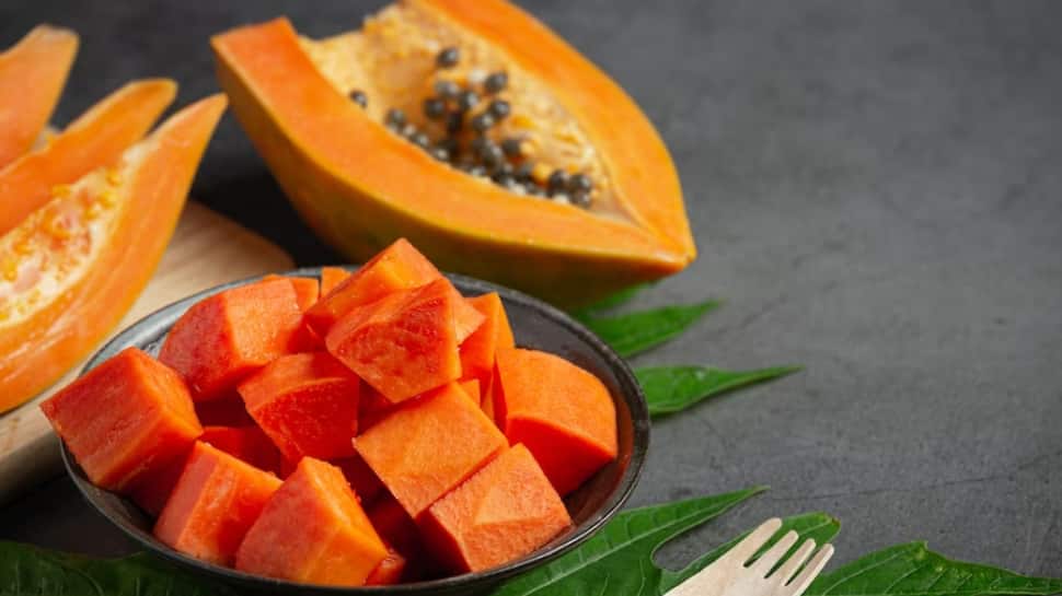 Managing Diabetes To Weight Loss: 5 Reasons Why You Should Eat Papaya Empty Stomach