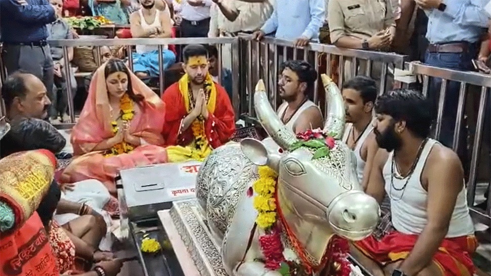 Parineeti Chopra and Raghav Chadha Face Backlash For Wearing Slippers Inside Ujjain&#039;s Mahakaleshwar Temple
