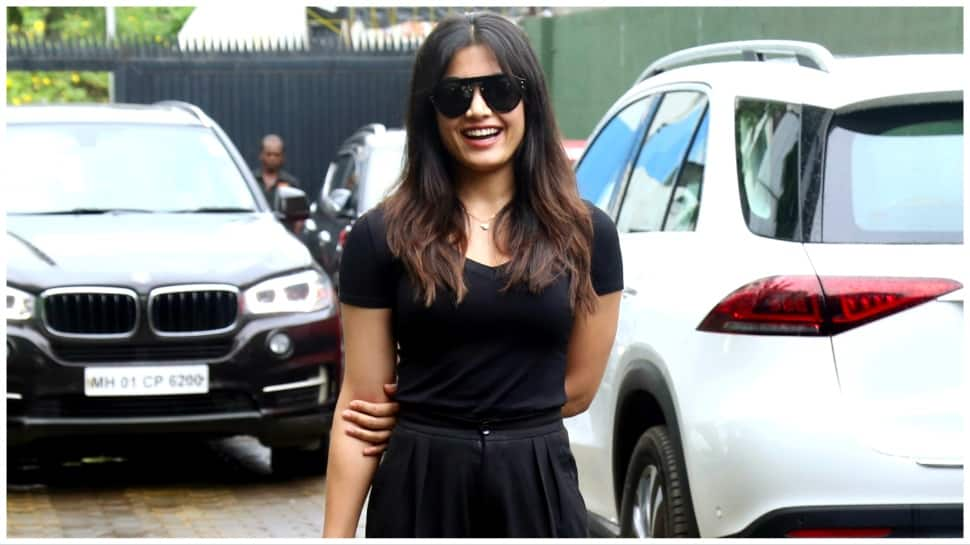 &#039;Pushpa&#039; Actress Rashmika Mandanna&#039;s Sweet Reply To Fan Leaves Netizens Excited - Check Here