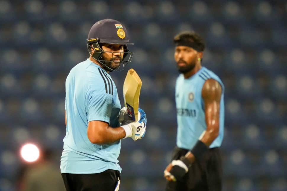 Team India captain Rohit Sharma (9,837) needs 163 runs to complete 10,000 runs in ODIs. Can Rohit achieve this feat in Asia Cup 2023 match against Pakistan in Kandy? (Photo: AP)