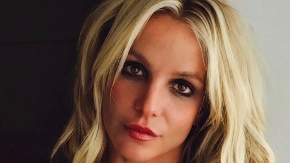 Britney Spears Flaunts New Snake Tattoo Amid Split From Sam Asghari