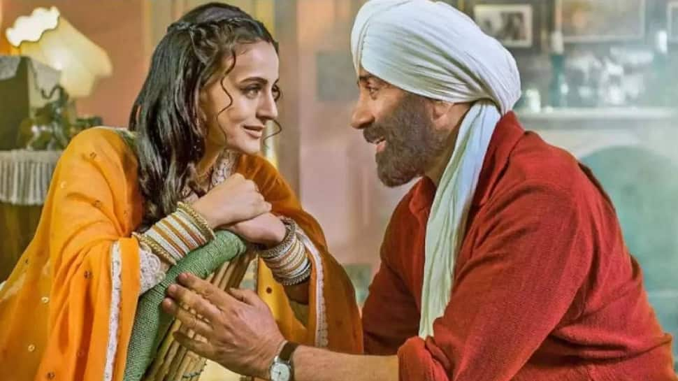 &#039;Gadar 2&#039; Stands Strong After 4 Weeks, Sunny Deol, Ameesha Patel-Starrer Enters Rs 500 Crore Club