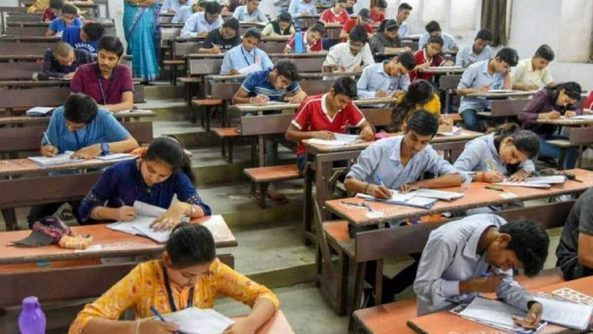 BIG News For Karnataka Students: Karnataka Govt To Conduct 3 Board Exams For Class 10, 12: Check Details