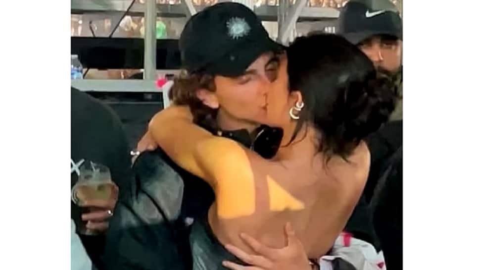 Viral: Kylie Jenner, Timothee Chalamet Seen Kissing At Beyonce&#039;s Concert