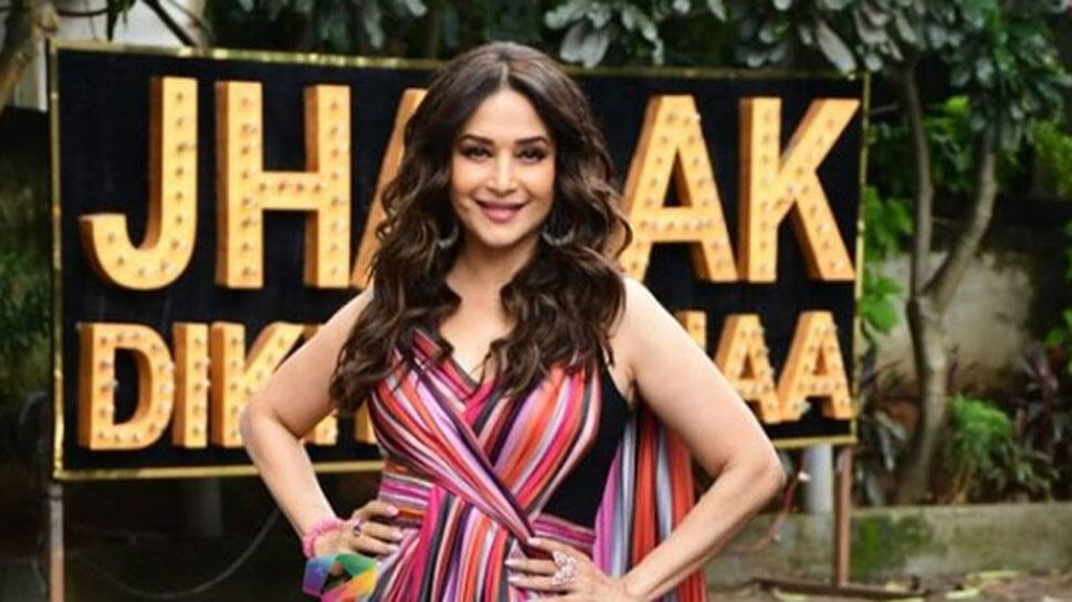 Madhuri Dixit Was Once Asked By Director To Remove Her Blouse For A Scene, THIS Is What Happened Next Madhuri Dixit Was Once Asked By Director To Remove Her Blouse For A Scene, THIS Is What Happened Next