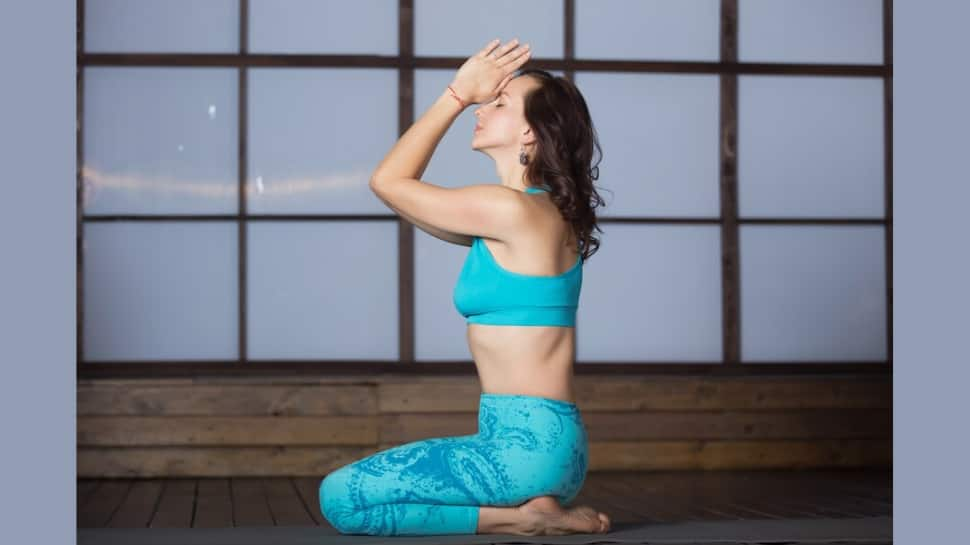 Try Vajrasana to improve digestion | TheHealthSite.com