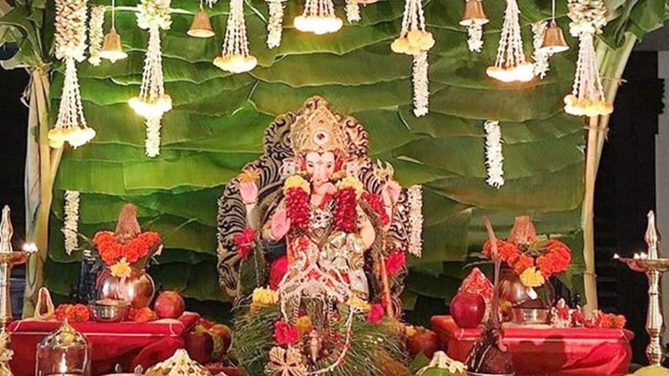 Ganesh Chaturthi 2023: 7 Creative Flower Decoration Ideas to Celebrate Ganeshotsav |  Culture News