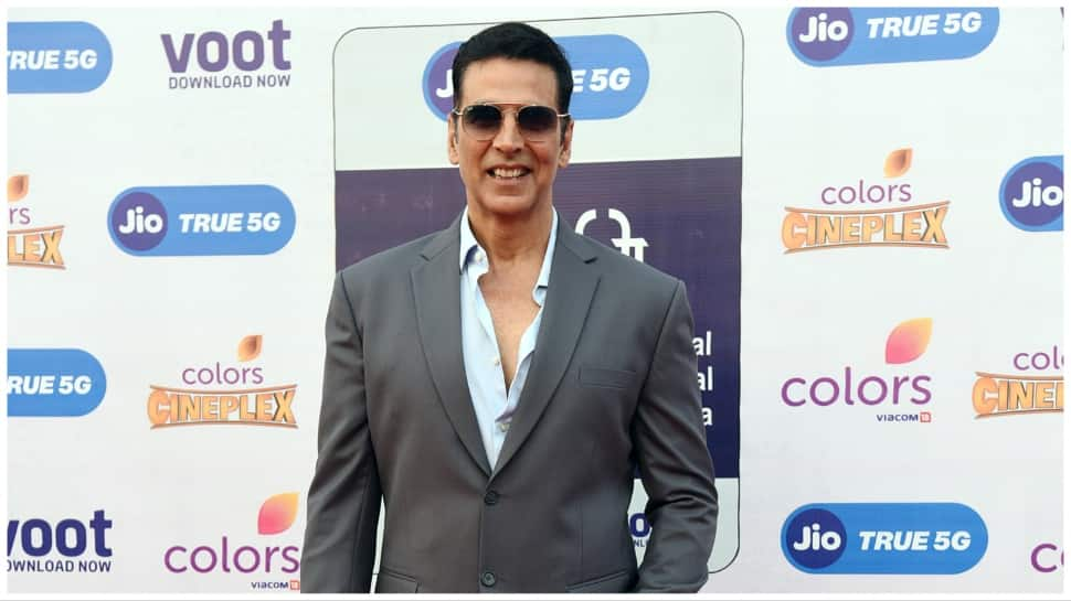 Akshay Kumar&#039;s Witty Reply To Fan Asking &#039;Haven’t You Slept Yet?&#039; Will Leave You In Splits 