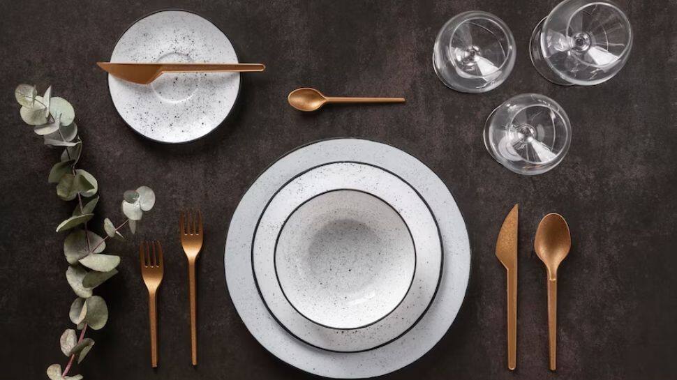 Hosting Guests? How To Mix And Match Dinnerware And Set Up A Table - Key Tips