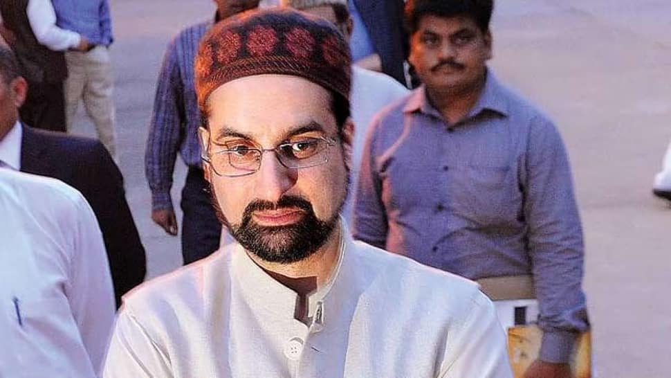 Hurriyat Chairman Mirwaiz Umar Farooq Released From House Arrest