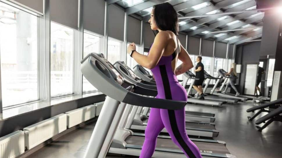 How To Avoid Heart Attack On Treadmill? Cardiologist Shares Safety Tips, Warning Signs To Look Out For