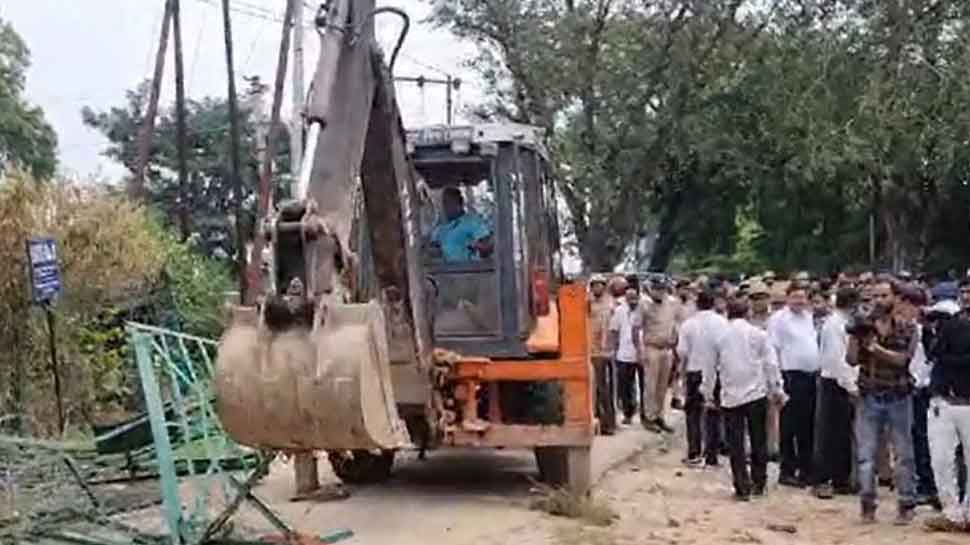 Bulldozer Action In Agra After Stone Pelting During Anti-Encroachment Drive In Agra&#039;s Dayalbagh
