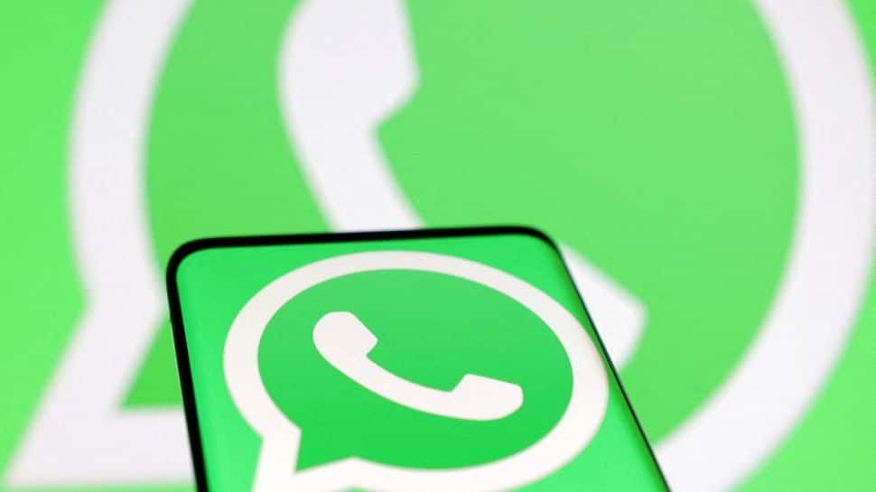 You are currently viewing WhatsApp Rolls Out New Feature Who Can Add Members To Community Chats